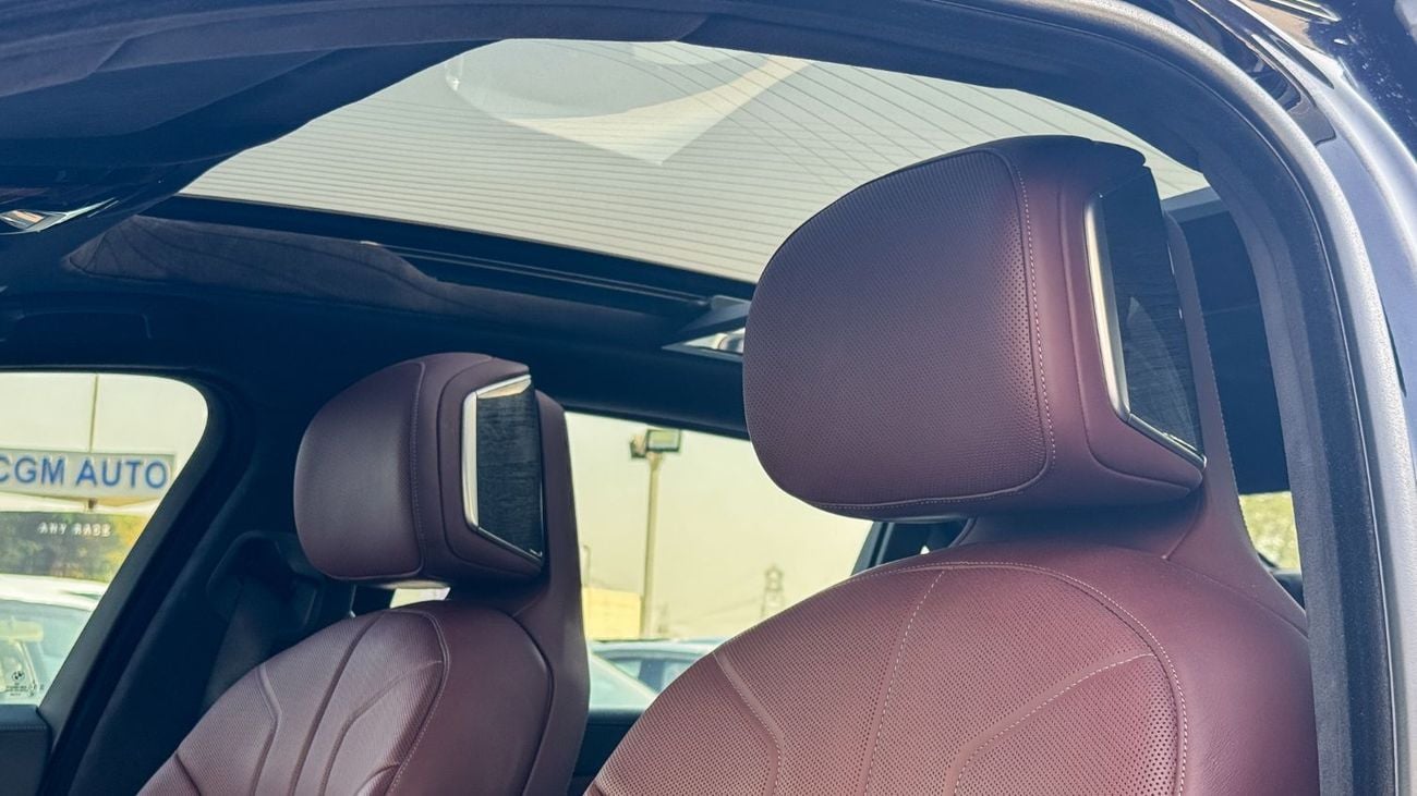 بي أم دبليو 740i إم سبورت 2023 GCC Agency Warranty Full Service History 3.0L Twin Turbo V6