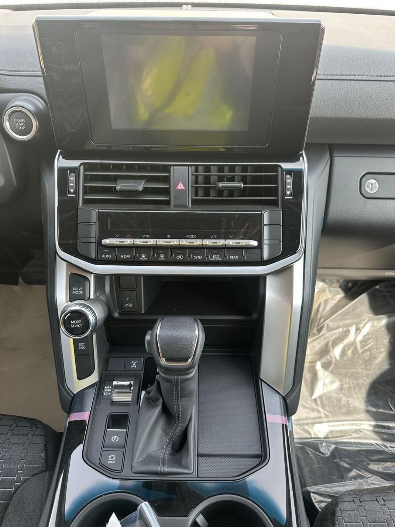 Toyota Land Cruiser GXR 3.5L V6 Twin-Turbo Petrol 2026 Model
