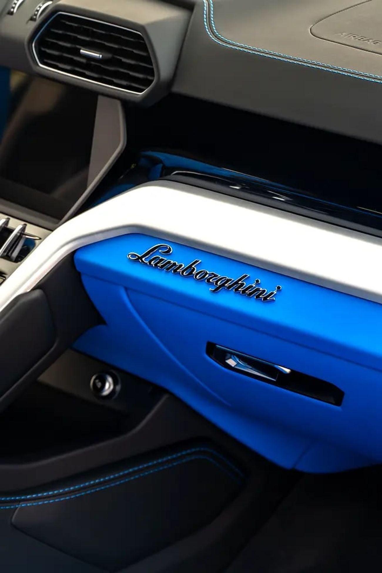 Lamborghini Urus STANDARD Japanese Specs | Power Craft Exhaust | Carbon Upgrades