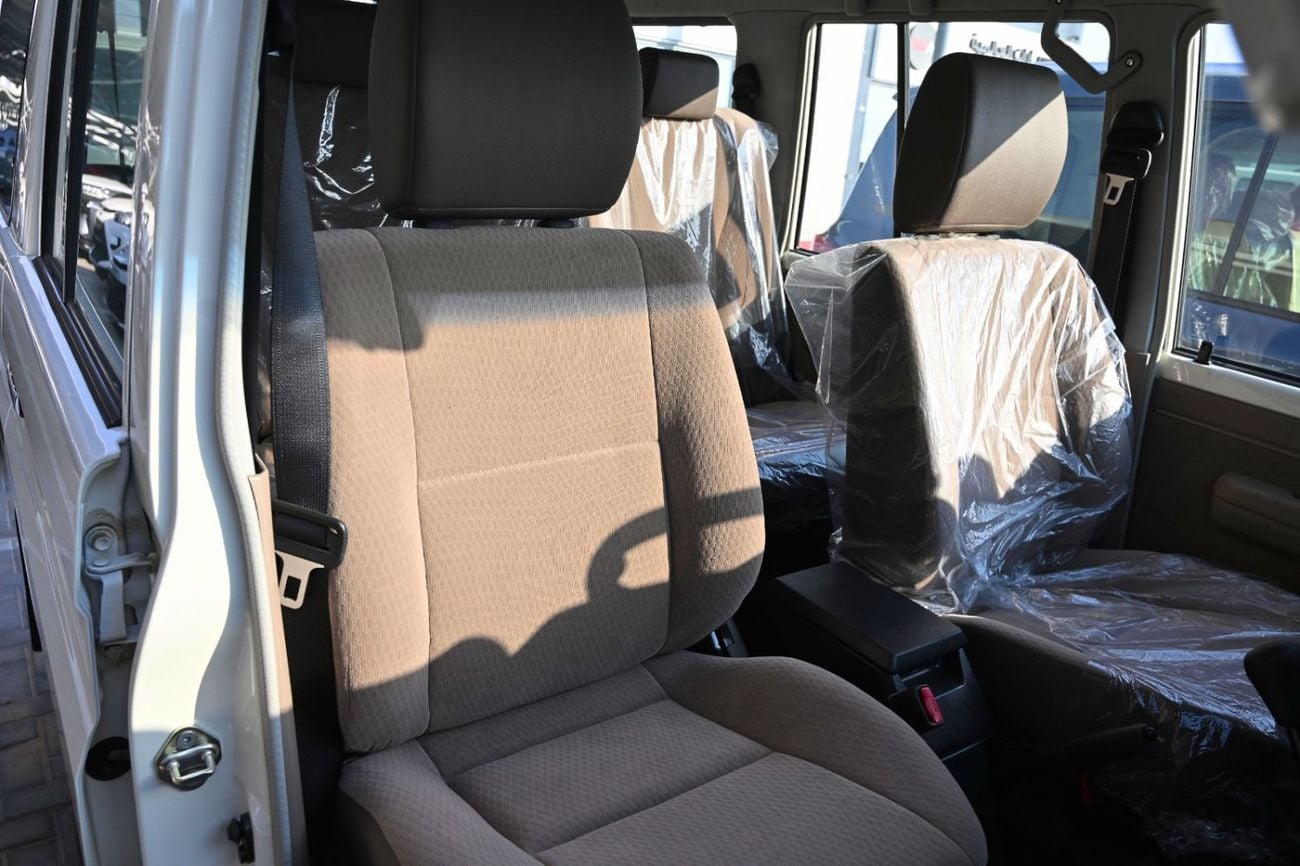 Toyota Land Cruiser 70 LC76 2.8L Manual Diesel