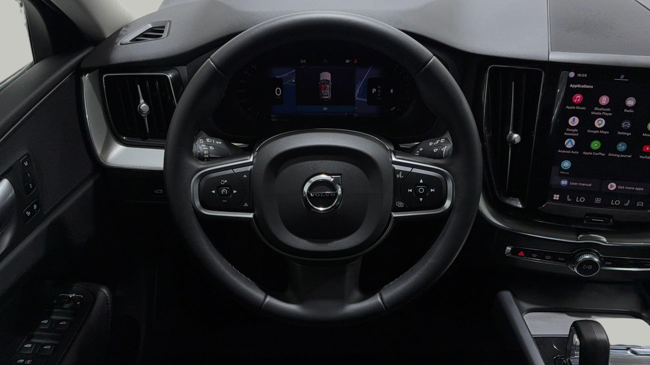 فولفو XC 60 كور كارس24 هي سوق ضخم للسيارات المستعملة موثوق ومضمون ٪كارس24 هي سوق ضخم للسيارات المستعملة موثوق ومضمون