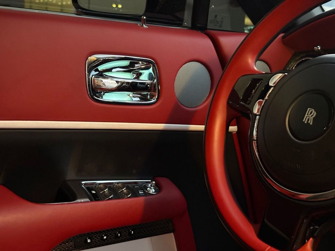رولز رويس واريث STANDARD AED 21,600 P.M | 0% DOWN PAYMENT | ROLLS-ROYCE WRAITH BLACK BADGE | FULL AGMC SERVICE HISTORY | 2020
