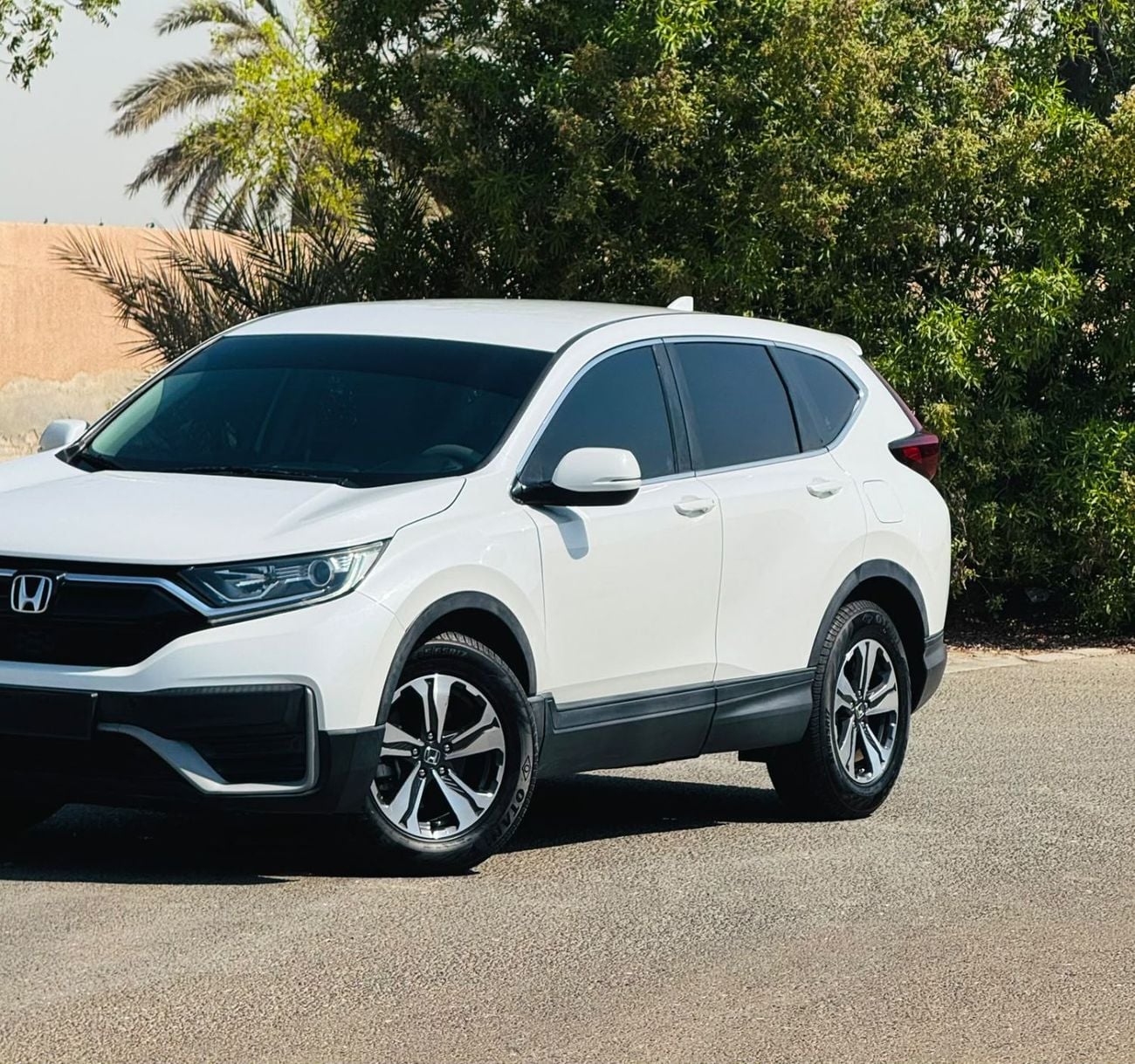 Honda CR-V DX 999-Monthly l GCC I Agency Maintain l Accident Free