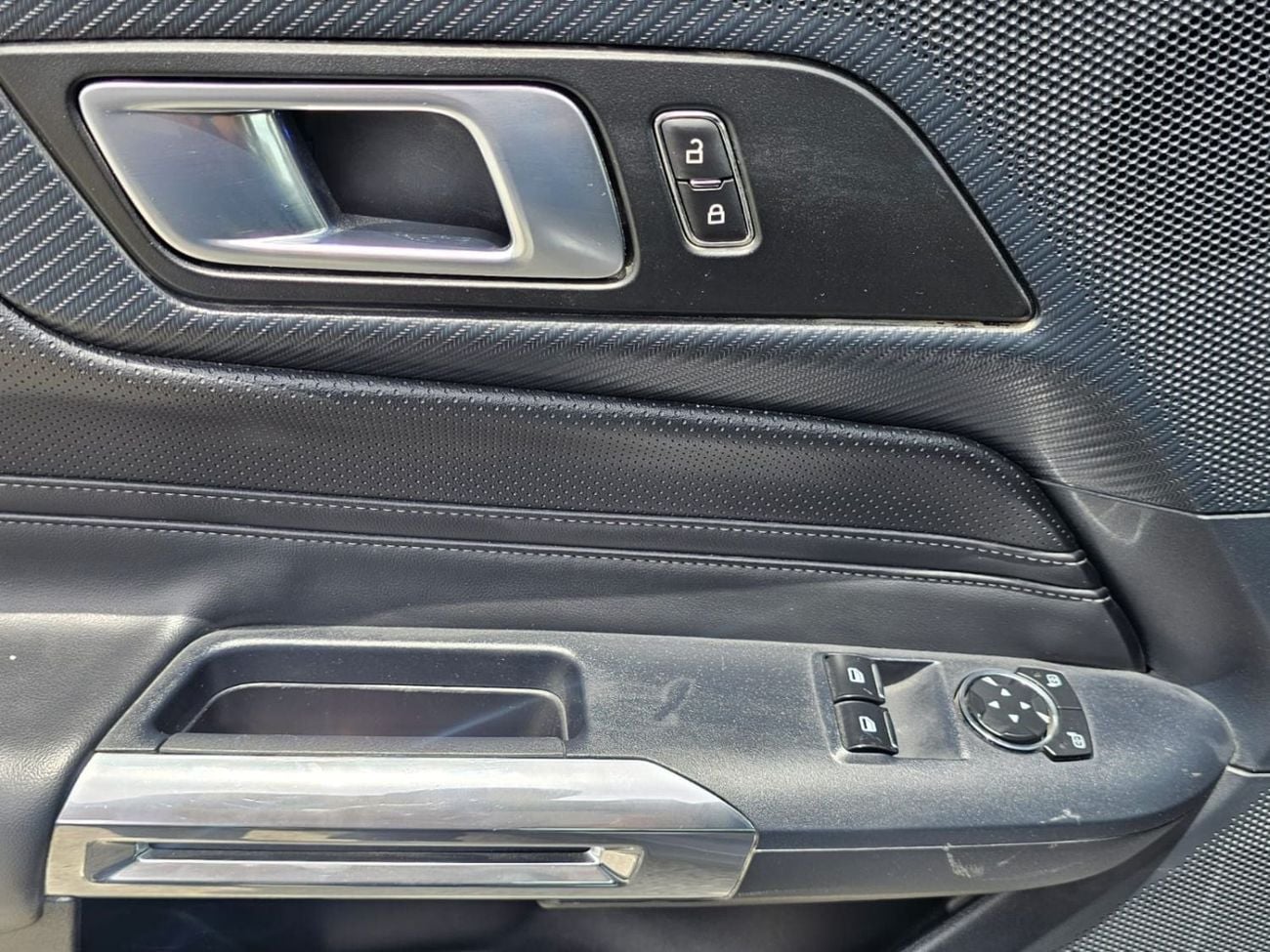 Ford Mustang PREMIUM