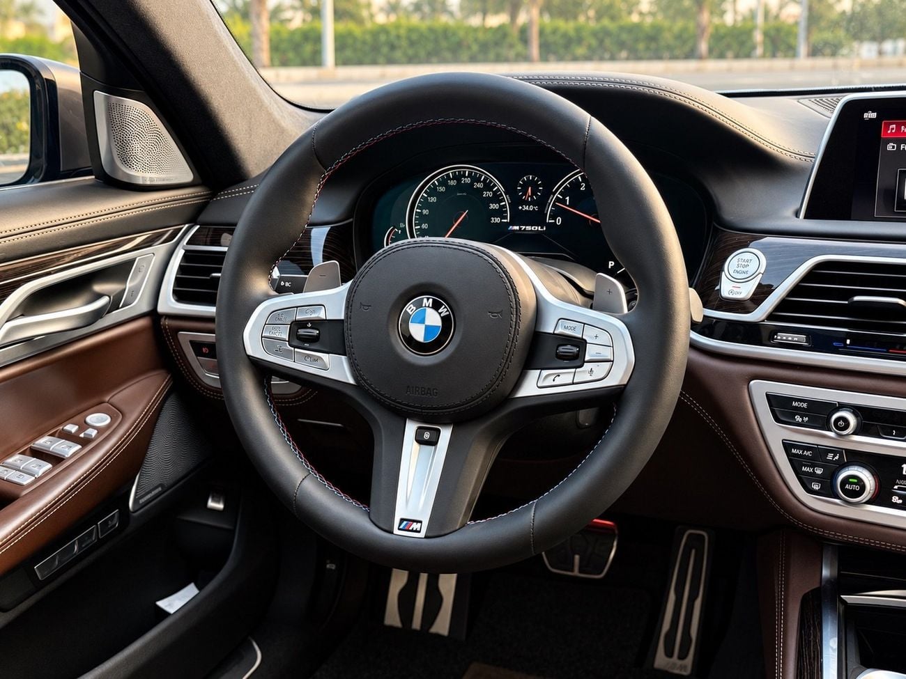 BMW M760Li XDRIVE BMW 760Li M Package | 2019