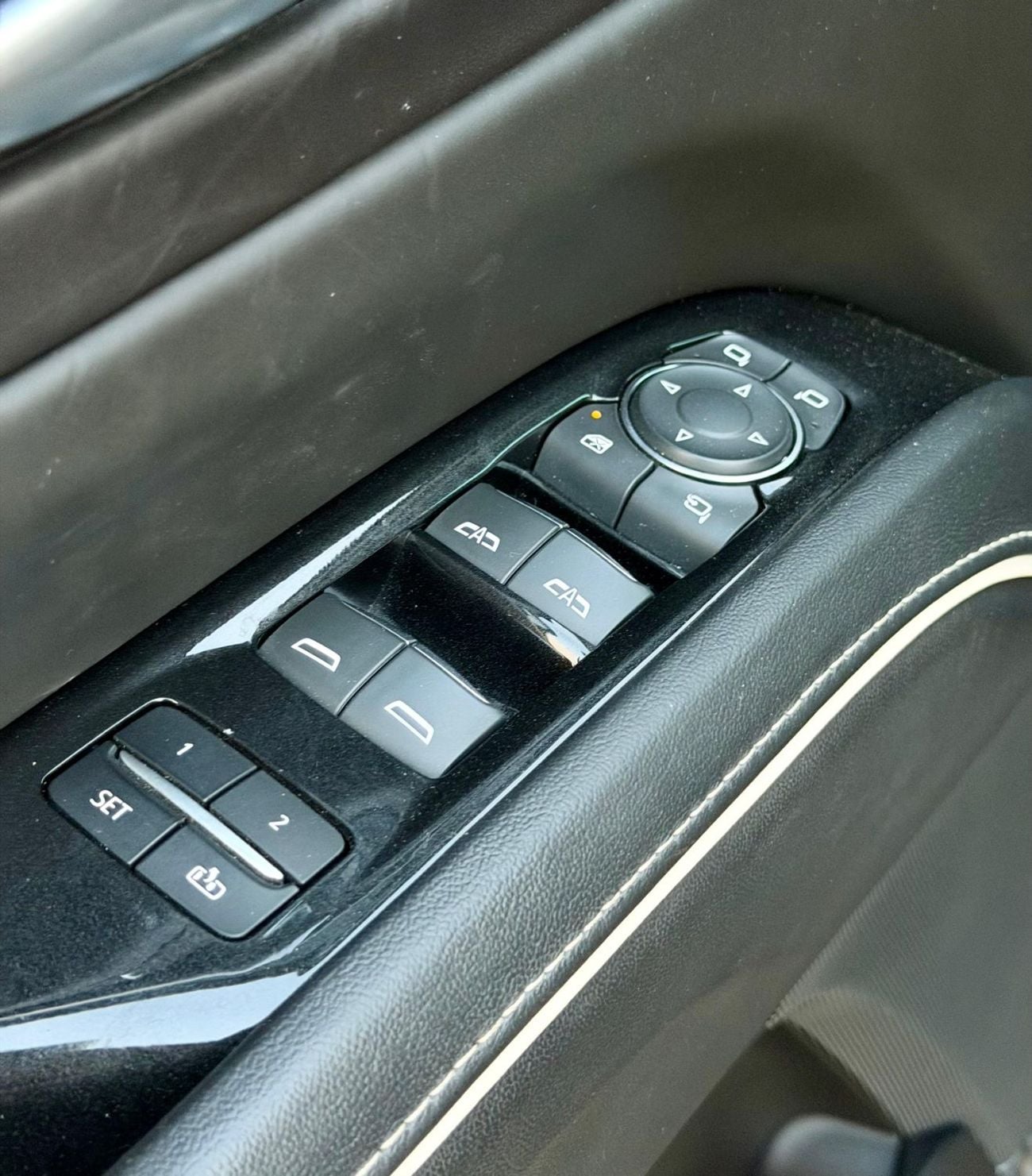 Cadillac Escalade ESV V SERIES