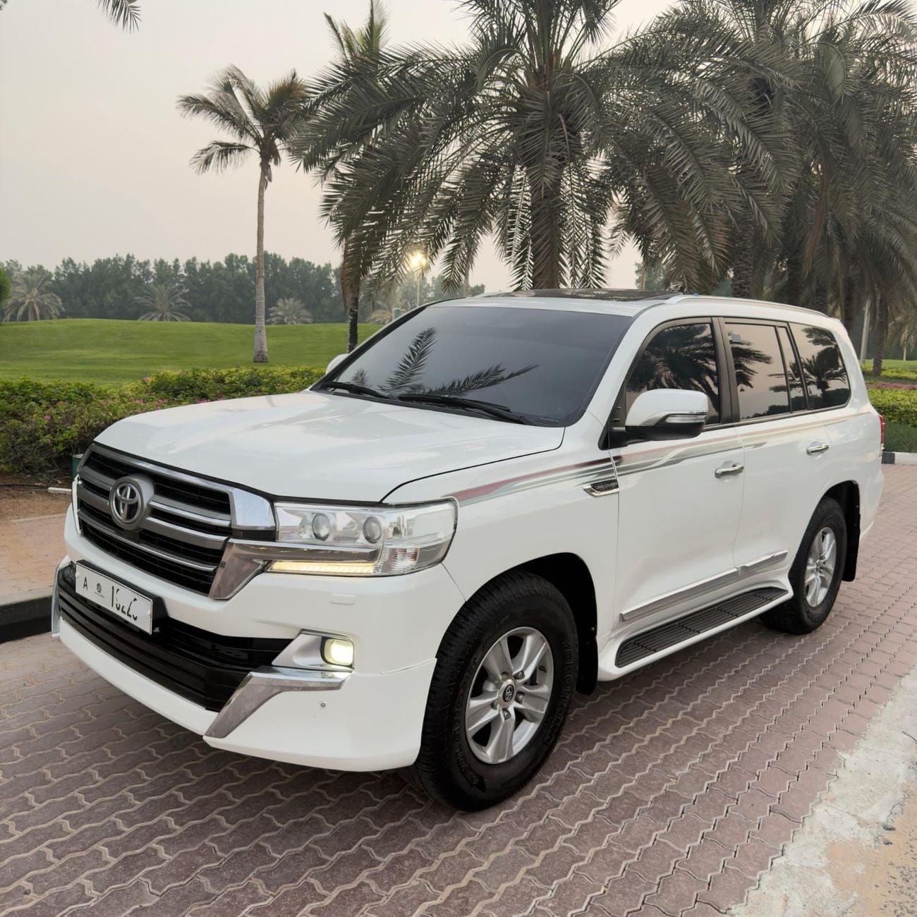 تويوتا لاند كروزر vxr
