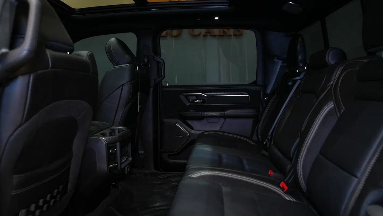 RAM 1500 TRX LUXURY Dodge Final Edition / Warranty And Service Contract / GCC Specs