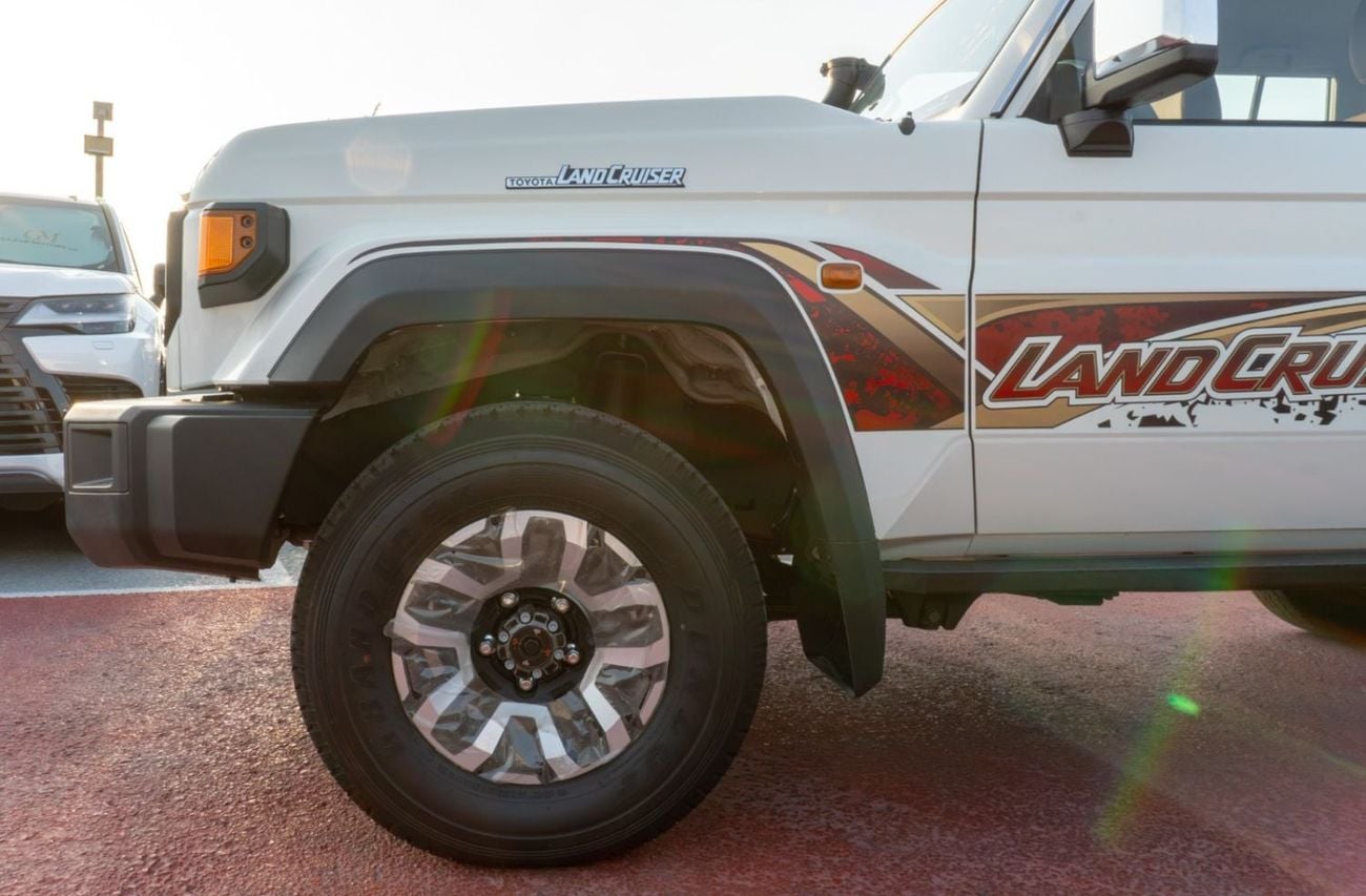 Toyota Land Cruiser 70 LC76 LX