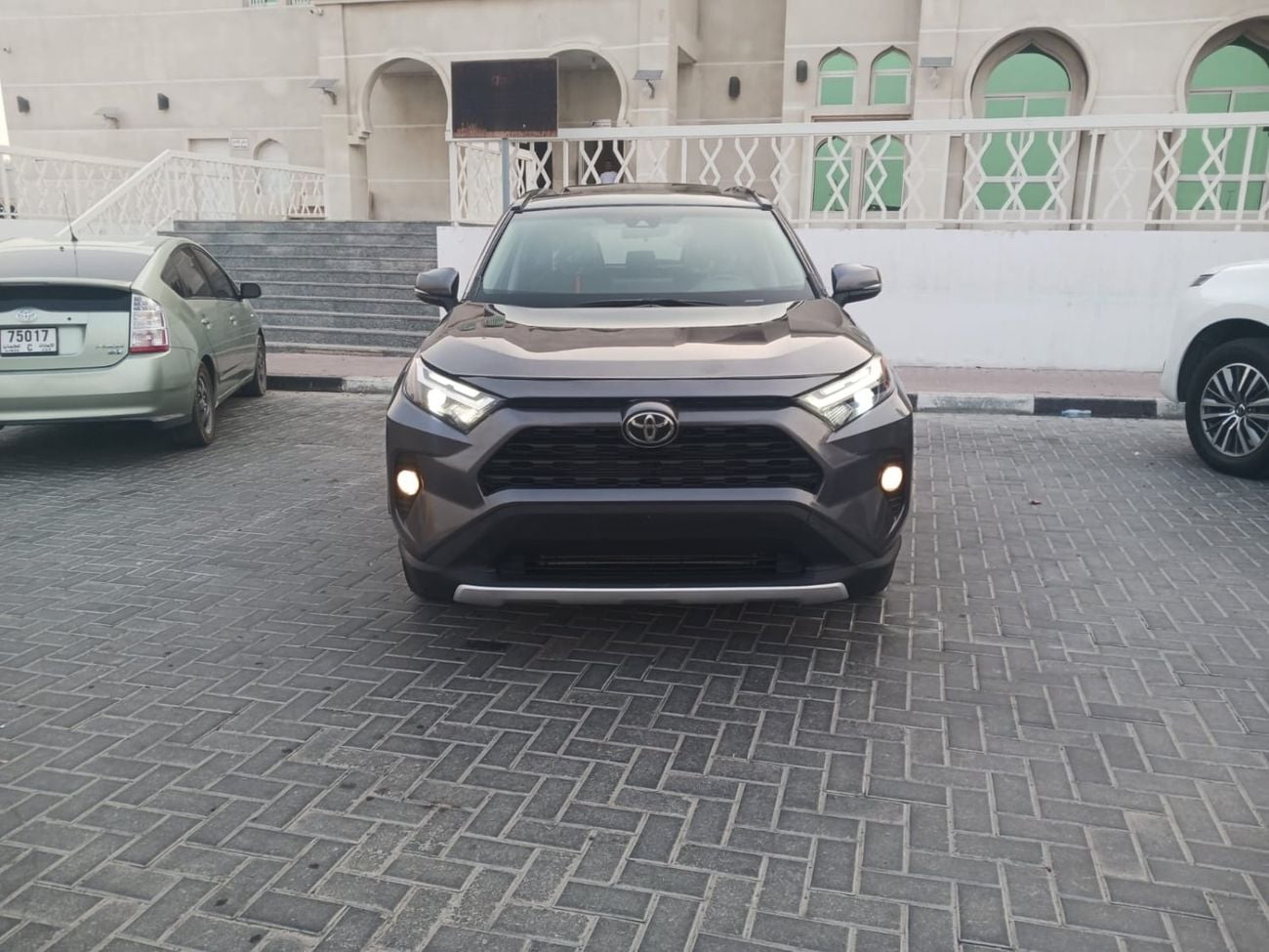 Toyota RAV4 ADVENTURE