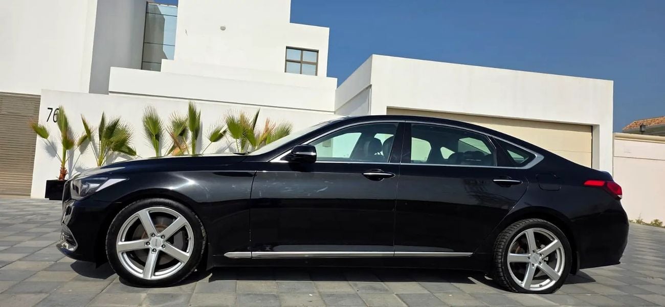 جينيسس G80 رويال 5.0L-V8-Excellent Condition-Bank Finance Available