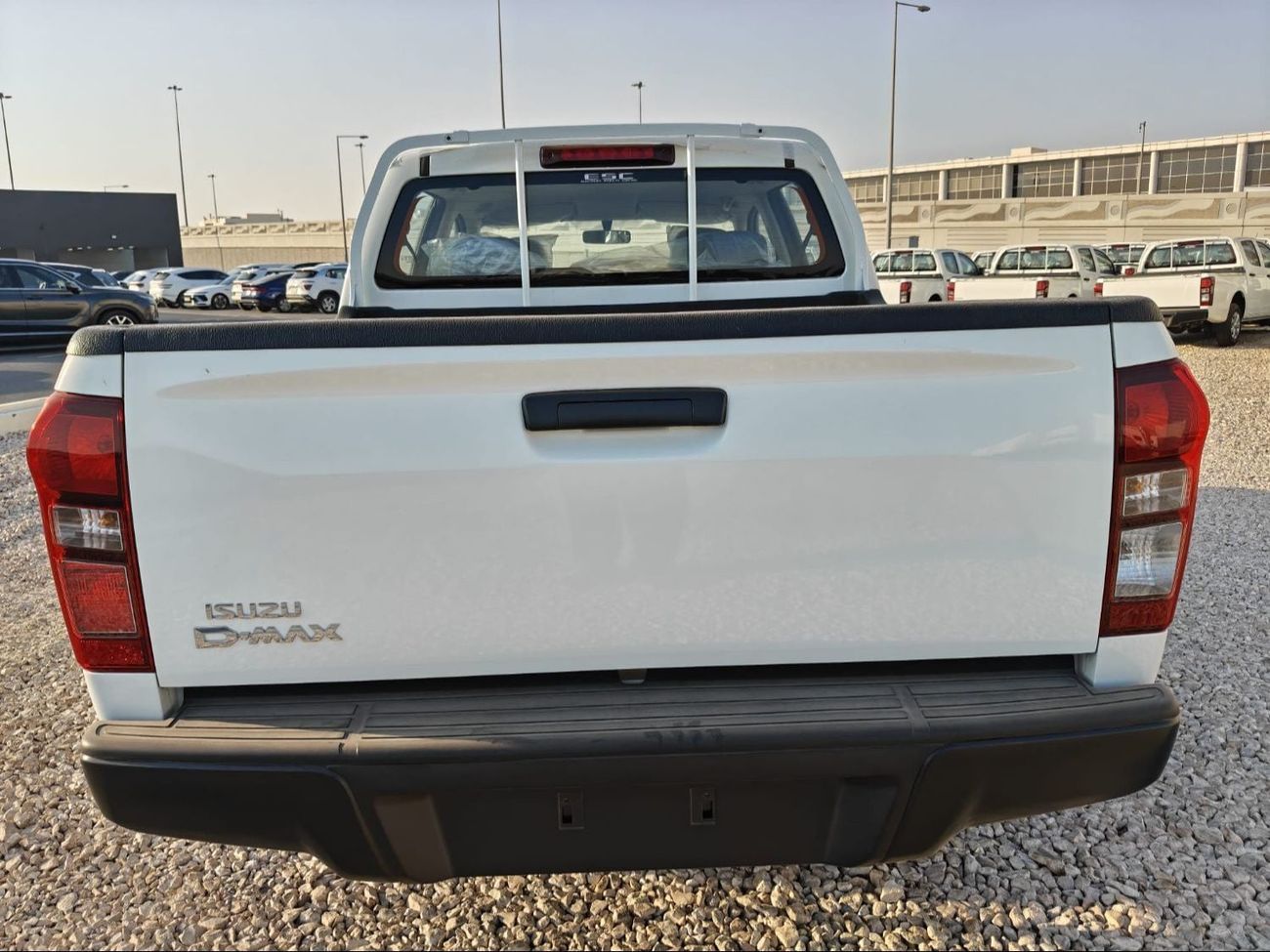 إيسوزو D ماكس STANDARD إيسوزو دي-ماكس 1.9 ديزل ناقل حركة يدوي، مواصفات خليجية، يورو 5