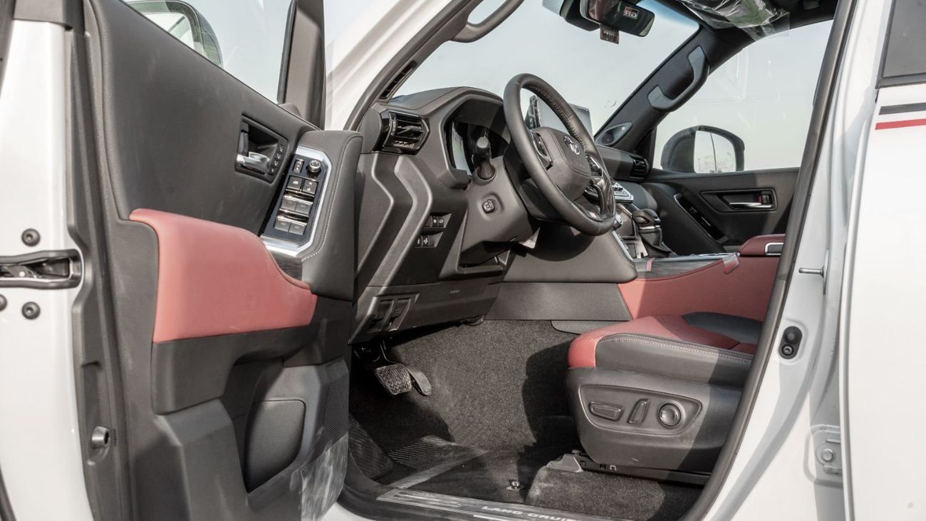 Toyota Land Cruiser GR SPORT 2026 Toyota Land Cruiser GR-Sport 3.5L AT Hybrid (White-Red)