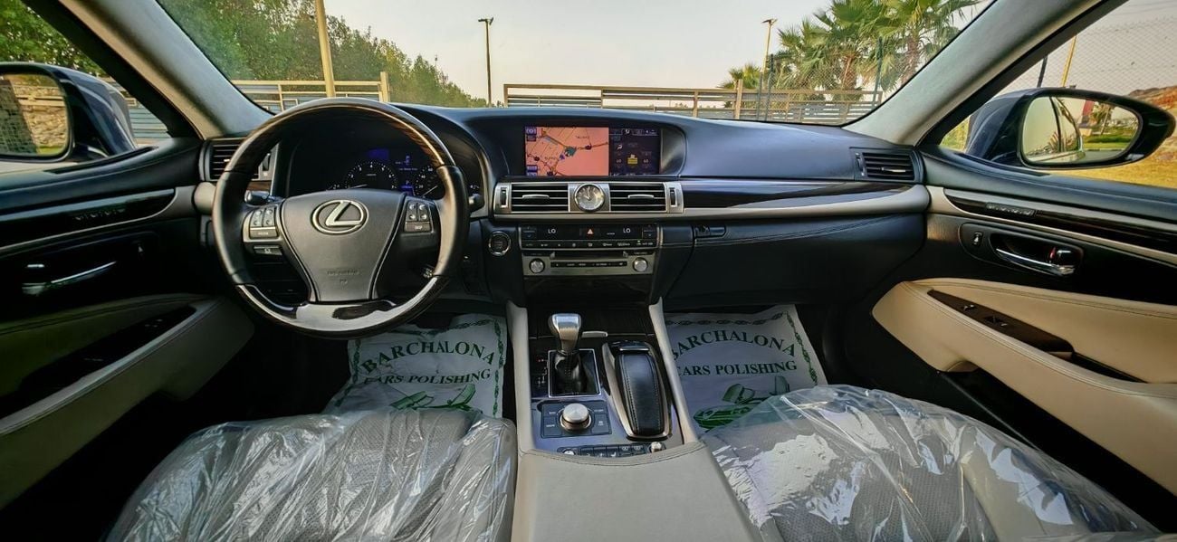 Lexus LS460 PREMIER LWB
