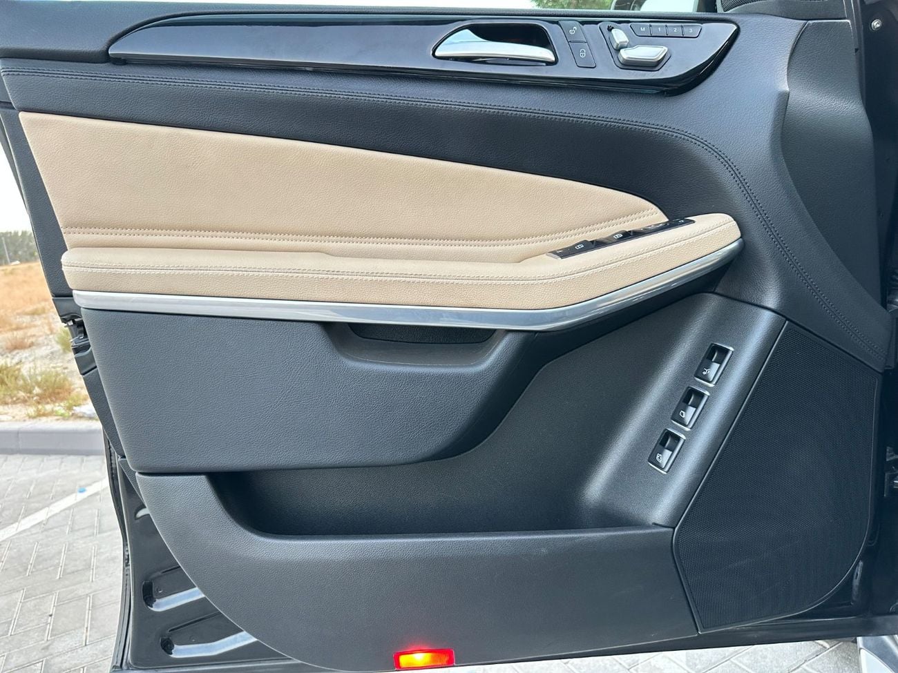 مرسيدس بنز GLS 500 ستاندارد