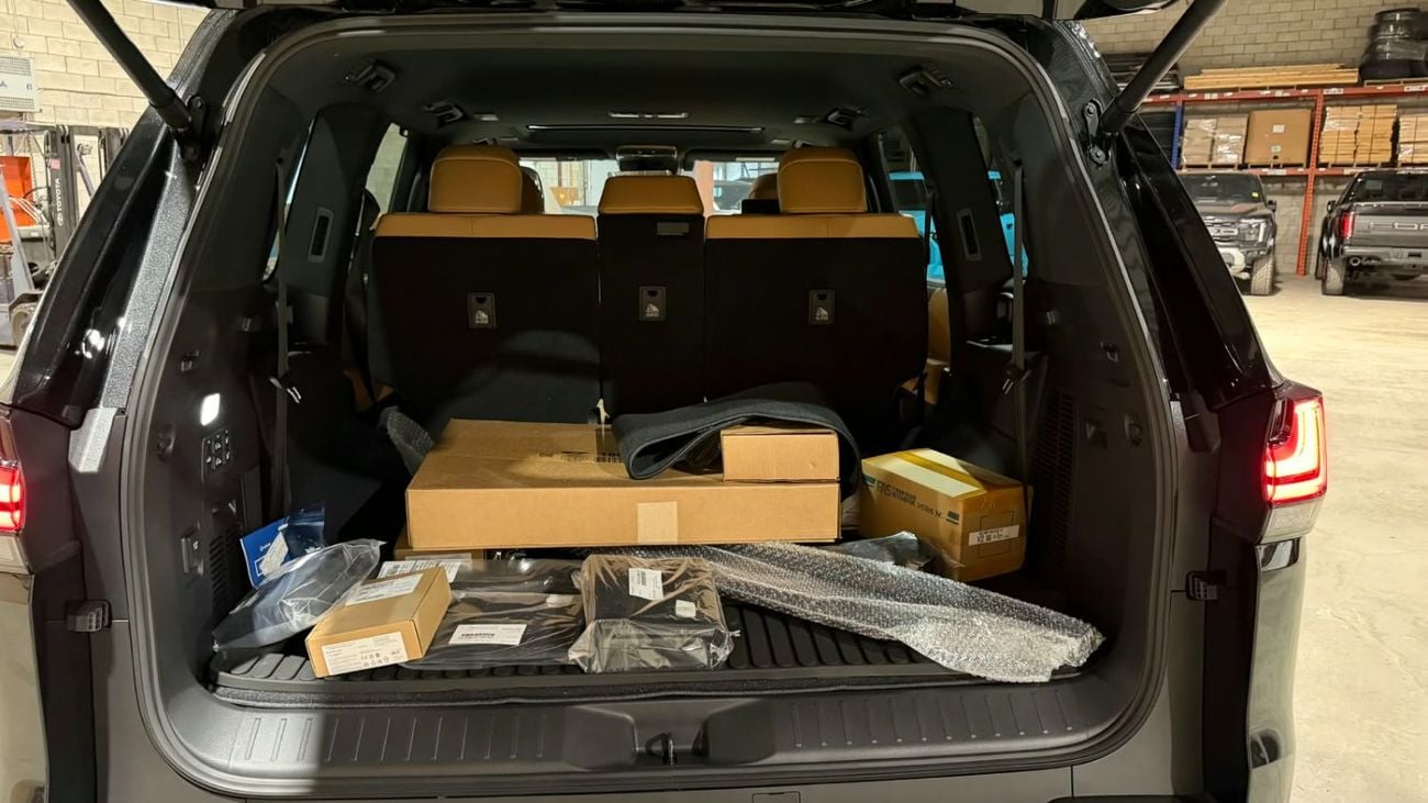 Lexus LX600 Luxury 7-Seater