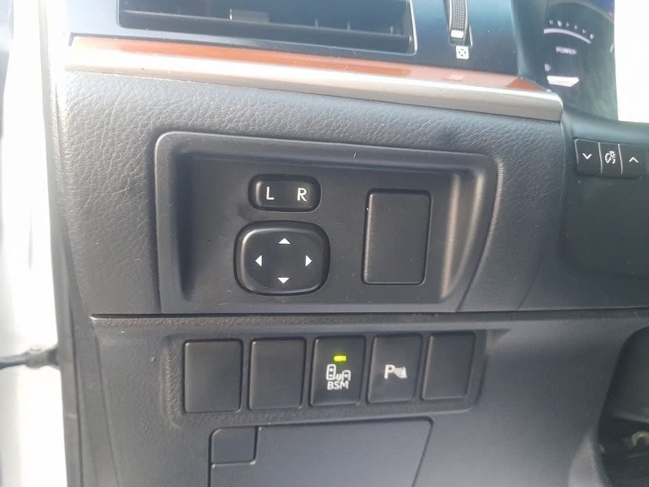 لكزس ES300h STANDARD 2013