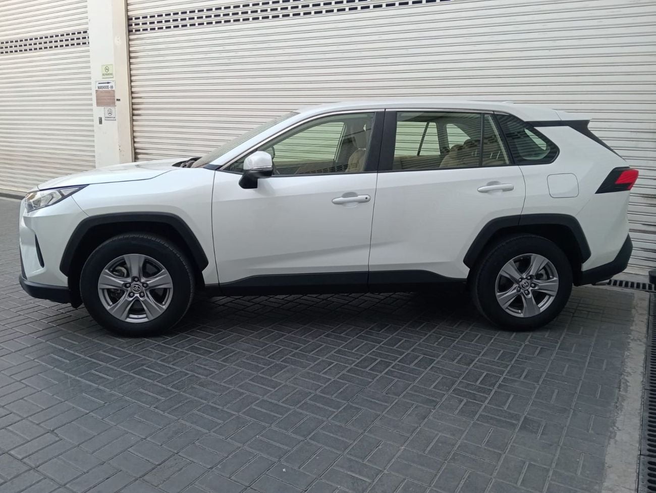 Toyota RAV4 EXR Toyota Rav 4 2024 NO CONVENIENCE Full Service Records Warranty for 12 Months 0% DP