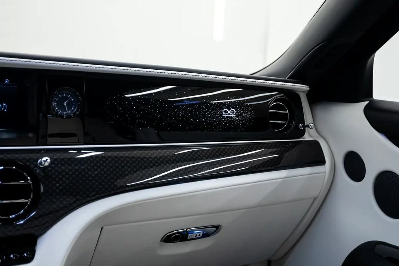 Rolls Royce Ghost BALCK BADGE | GCC | UNDER WARRANTY AND SERVICE CONTRACT