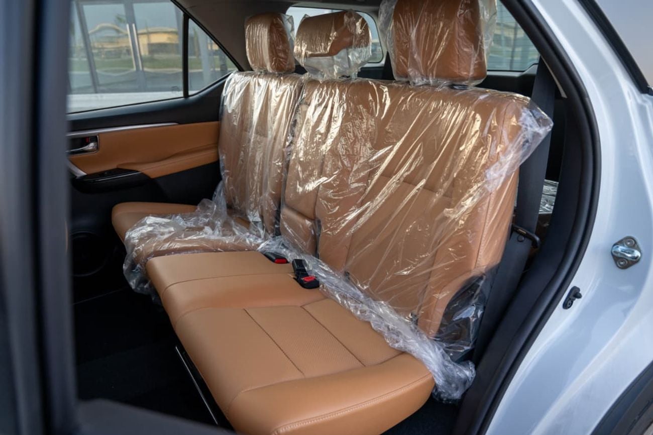 Toyota Fortuner VXR - 4.0 LTR V6 PETROL SR5 2026