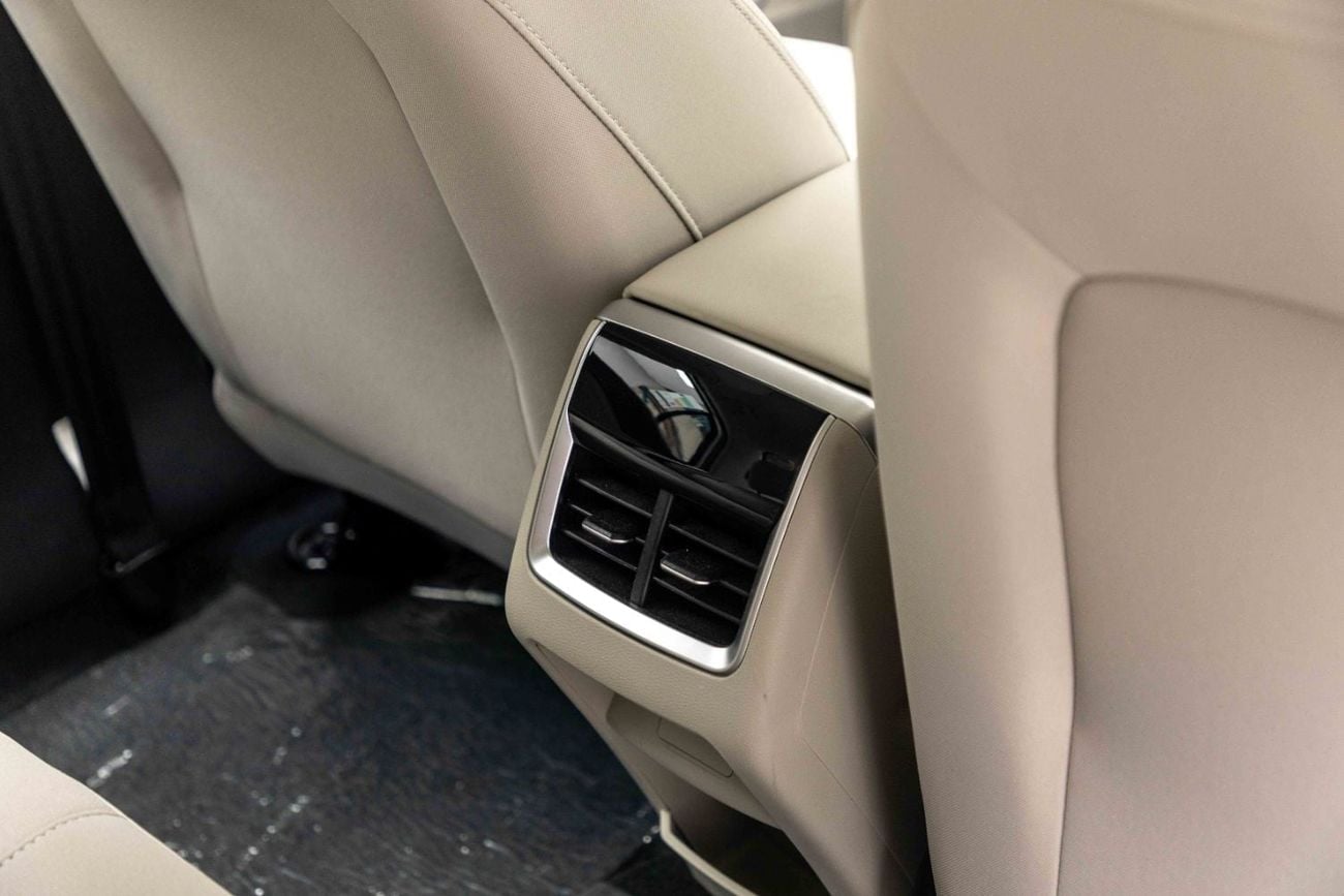 Chery Arrizo 5 1.5L - Silver Inside Beige | Export Only