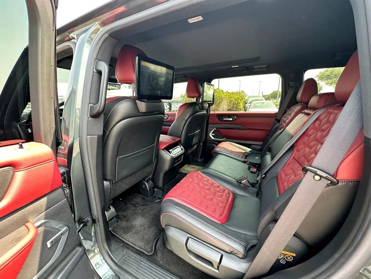 Nissan Patrol LE Platinum GCC Specs