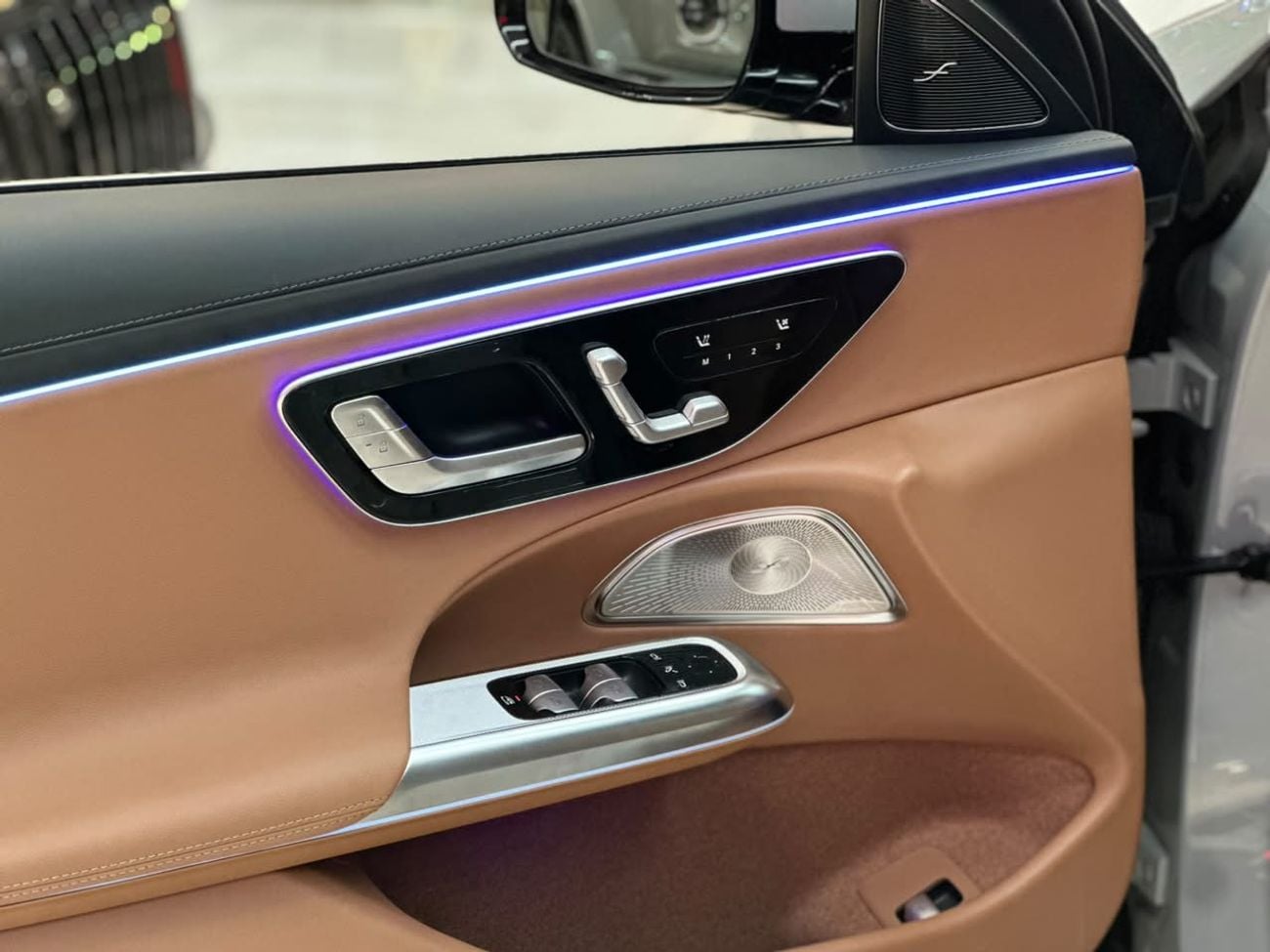 Mercedes Benz E300 AMG Brand new Full option