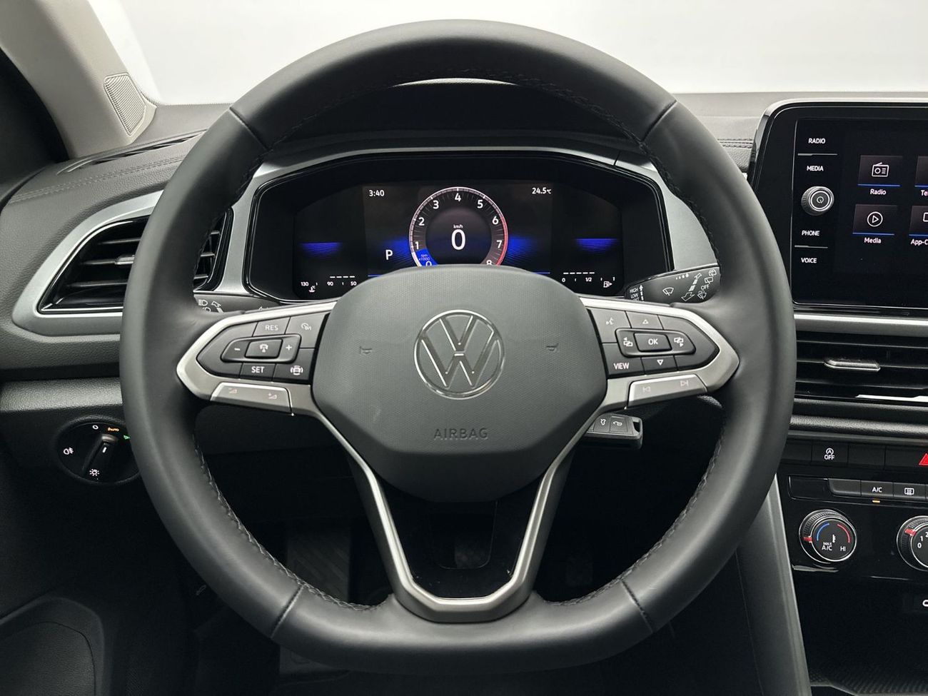 Volkswagen T-ROC LIFE T-Roc Life 1.4L | Ex- Demo | Rear View Camera | Digital Cockpit | Discover Media Navigation | Adapti