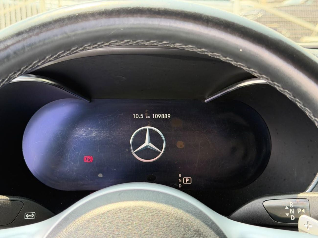 مرسيدس بنز C 200 PREMIUM PLUS سعر تصدير سيارة 2.0 لتر تيربو موديل 2021: 93,000 درهم إماراتي