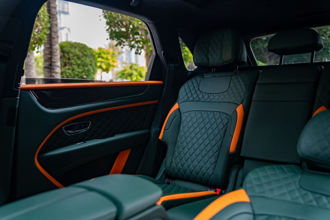 Bentley Bentayga S Fully loaded Original paint No accident with Service History completely covered by PPF