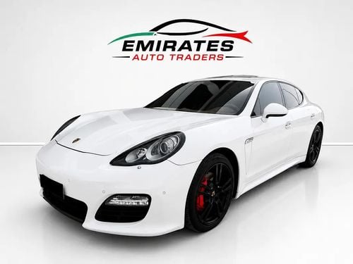 Porsche Panamera 4S GCC