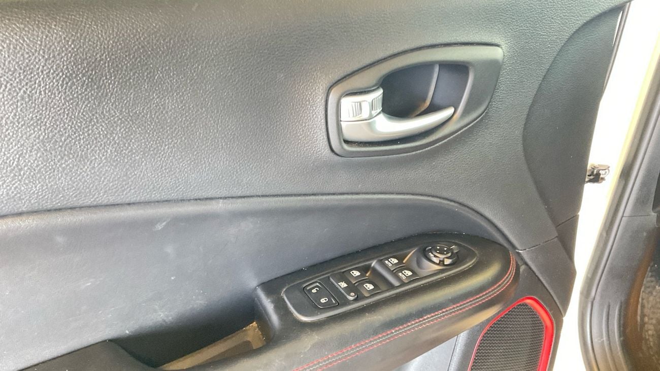 جيب كومباس TRAILHAWK | شامل الضمان | 0 ﺪﻔﻋﺓ ﺃﻮﻟﻯ