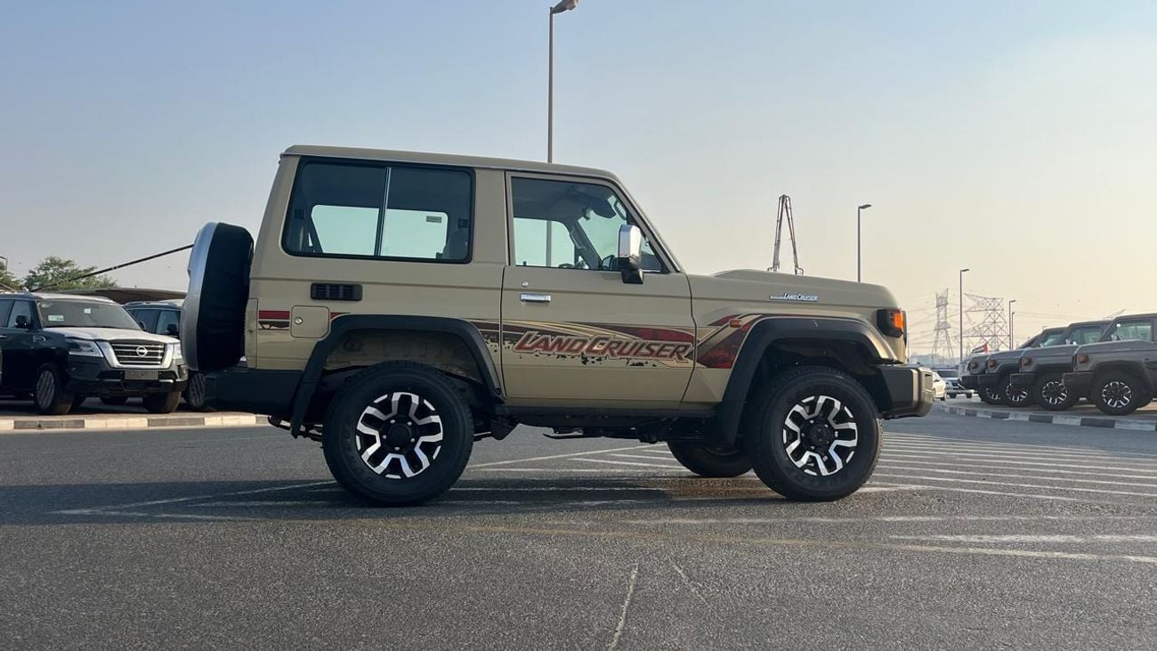 Toyota Land Cruiser 70 LC71 LX