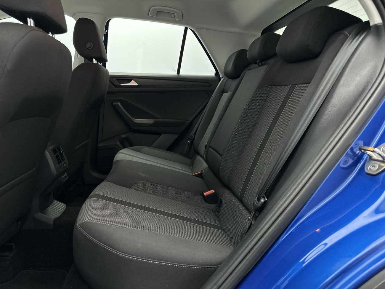 فولكس واجن T ROC LIFE 1.4L | AED 66,900 ONLY! | GCC Specs with Camera | Best Price Crossover
