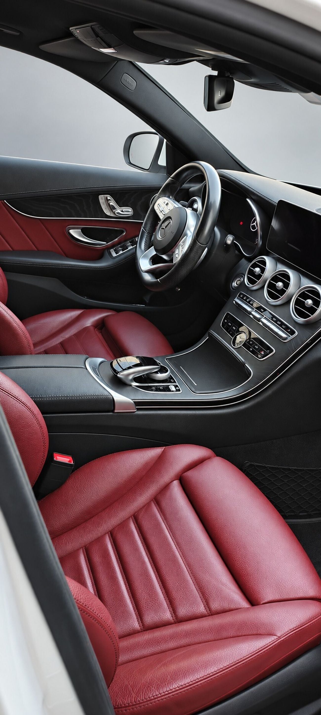مرسيدس بنز C 200 إيه إم جي AMG