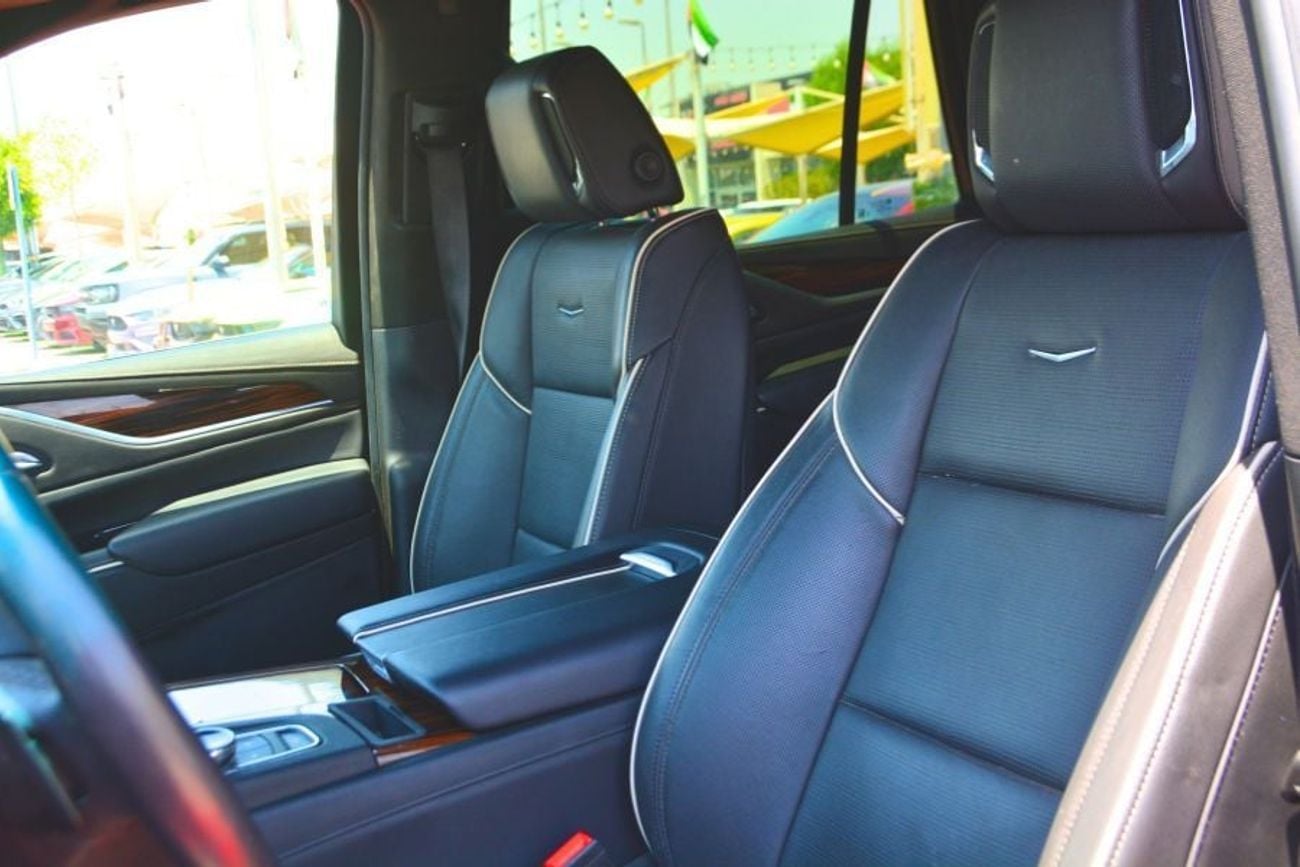 Cadillac Escalade PREMIUM LUXURY