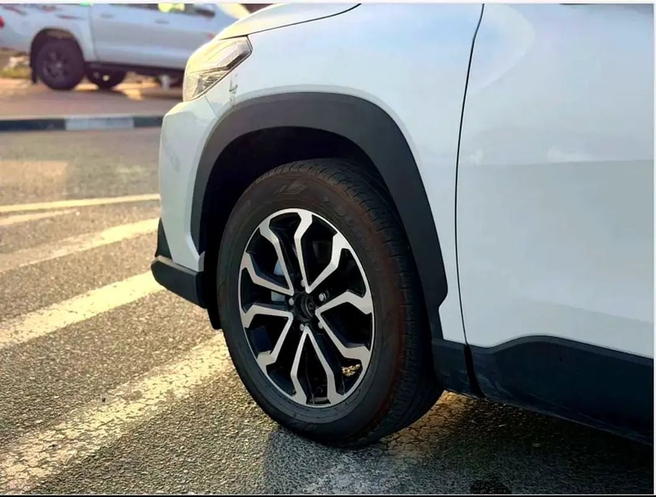 Toyota Frontlander Luxury / Luxury / 2.0L / Hybrid / Chinese Specs