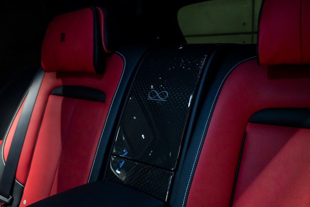 Rolls Royce Cullinan BLACK BADGE