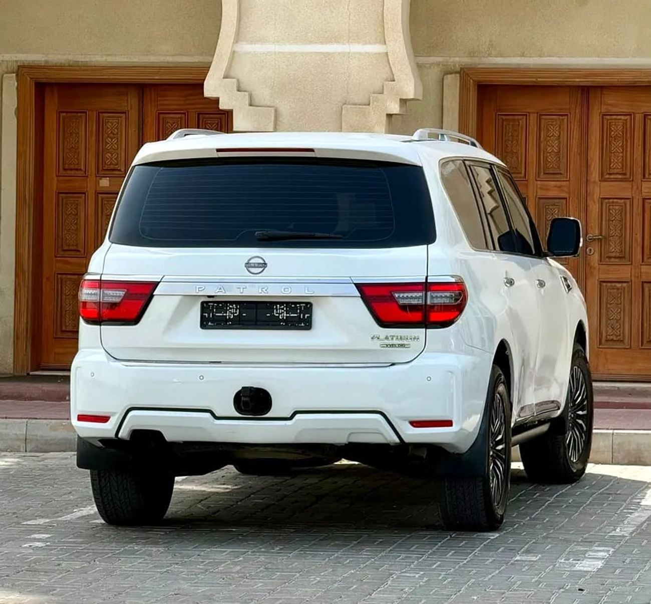 Nissan Patrol LE PLATINUM GCC Specs - Top Option