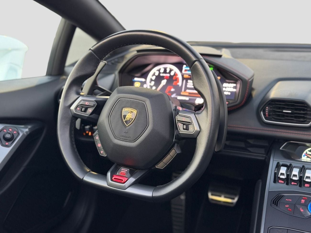 Lamborghini Huracan EVO LAMBORGHINI HURACÁN SPYDER | V10 | 640 HP |JAPANESE SPECS