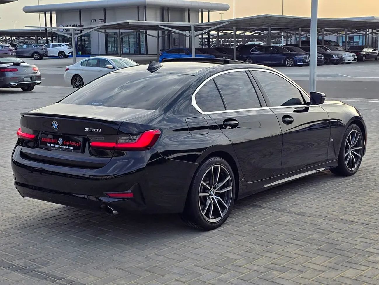 BMW 330i 330i - American Specs - GCC Stock