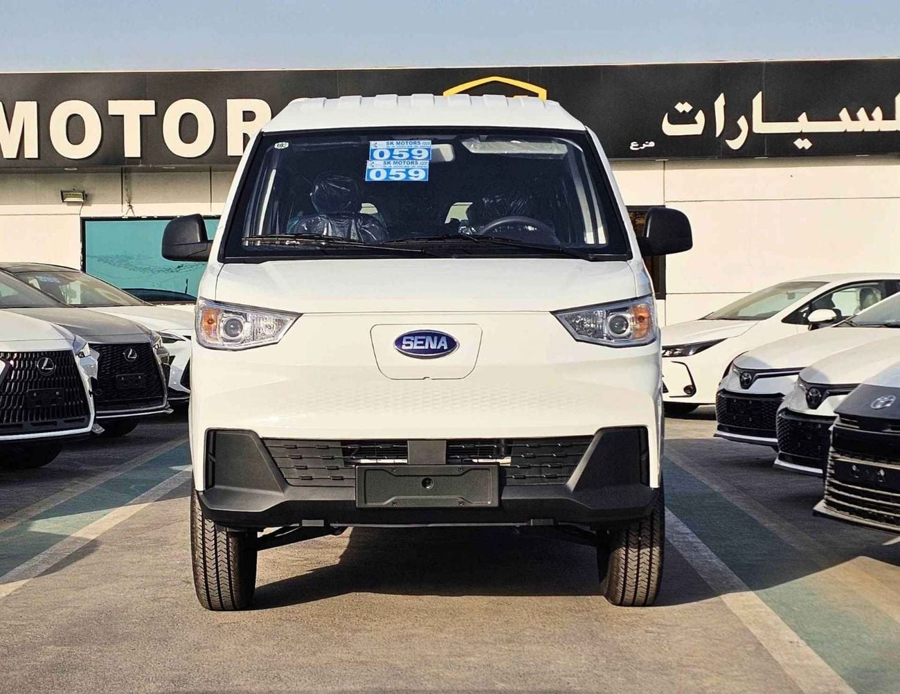 Sinogold Sena Ev300 ELECTRIC / PASSENGER 9 SEATS / DUAL CHRAGING PORT (CODE # SEVP25)