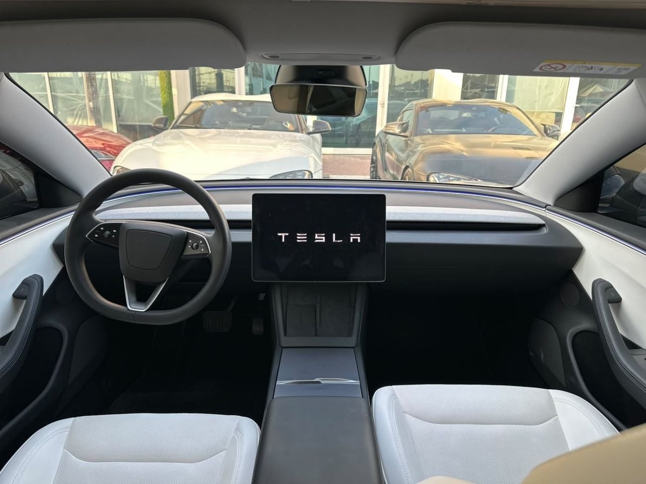 Tesla Model 3 LONG RANGE
