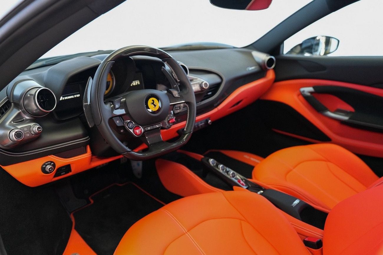 Ferrari F8 Tributo STANDARD