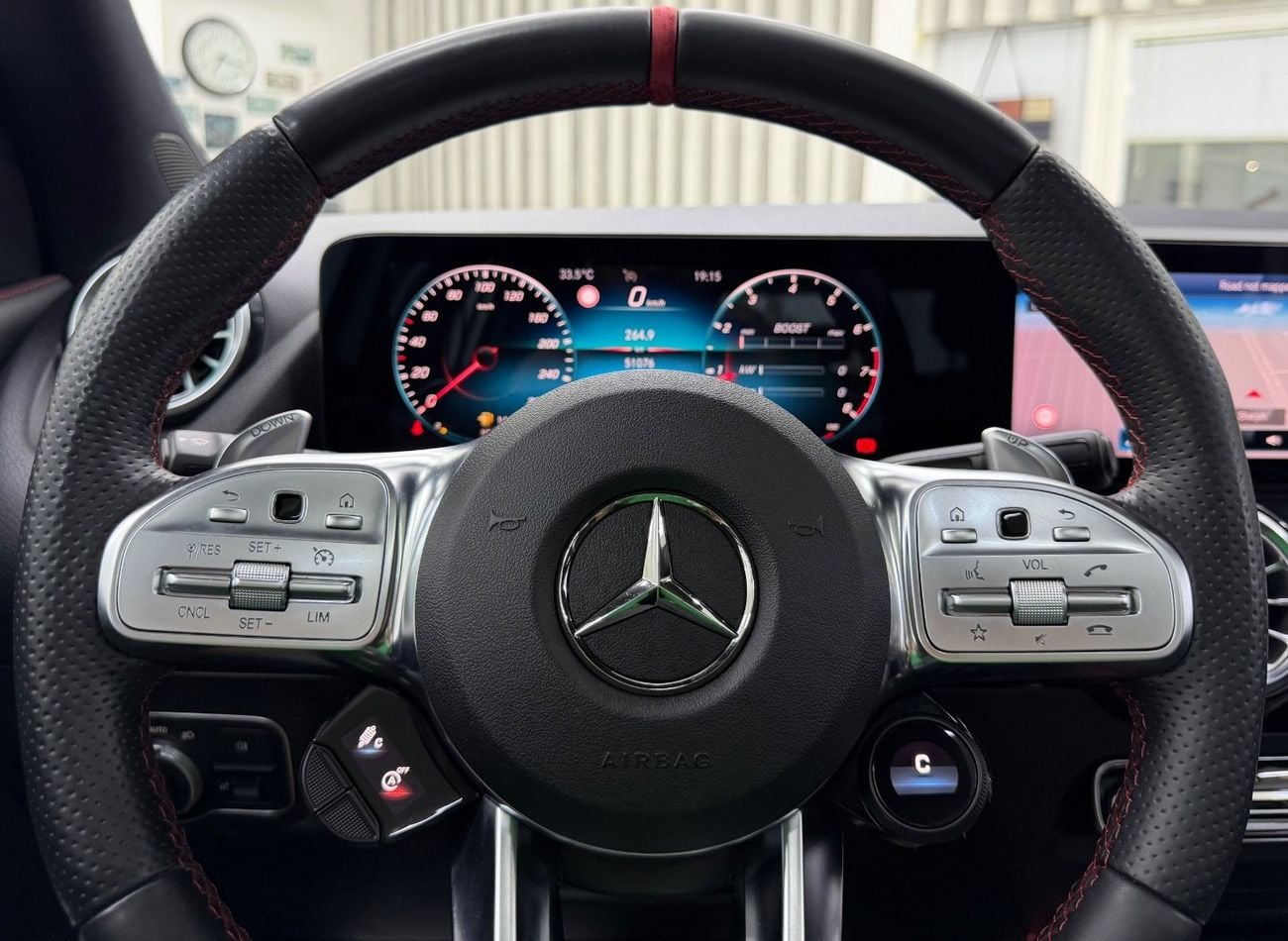 Mercedes Benz GLA 35 AMG 4MATIC GCC .. FSH .. Original paint .. Perfect Condition .. AMG