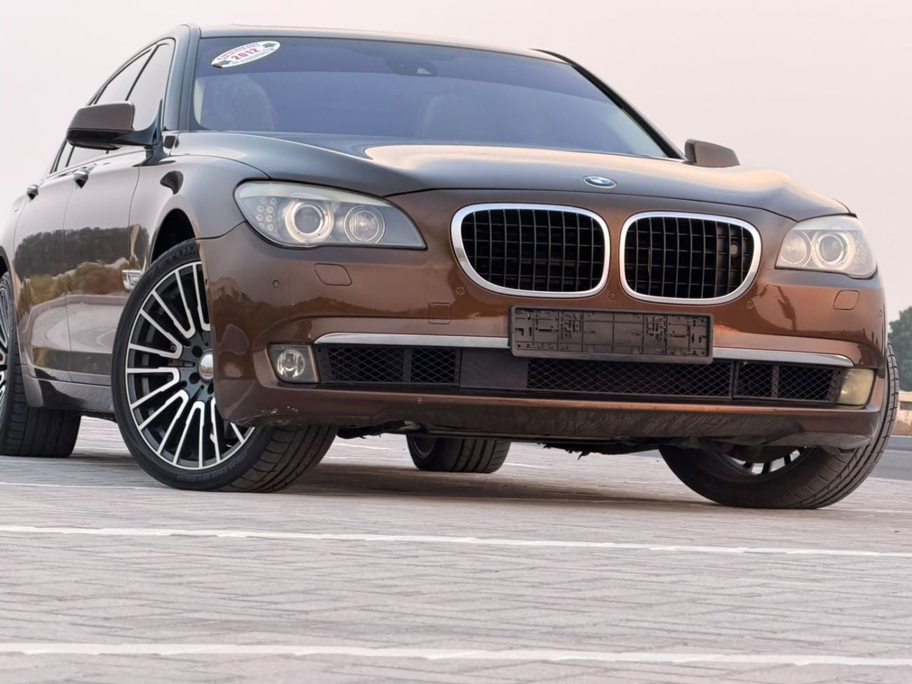 بي أم دبليو 750Li إكسكلوسيف تشغيل بالبصمة ودخول ذكي