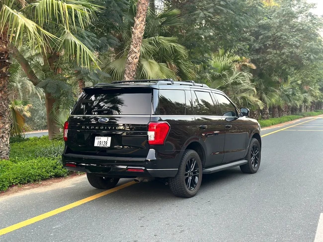 فورد إكسبيديشن XLT 3.5L (375 HP) 4WD
