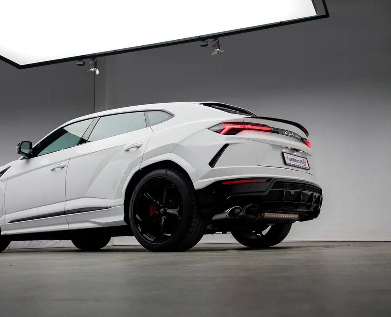 Lamborghini Urus STANDARD Unreal Specification • Full Service History • ARM Service Contract • GCC