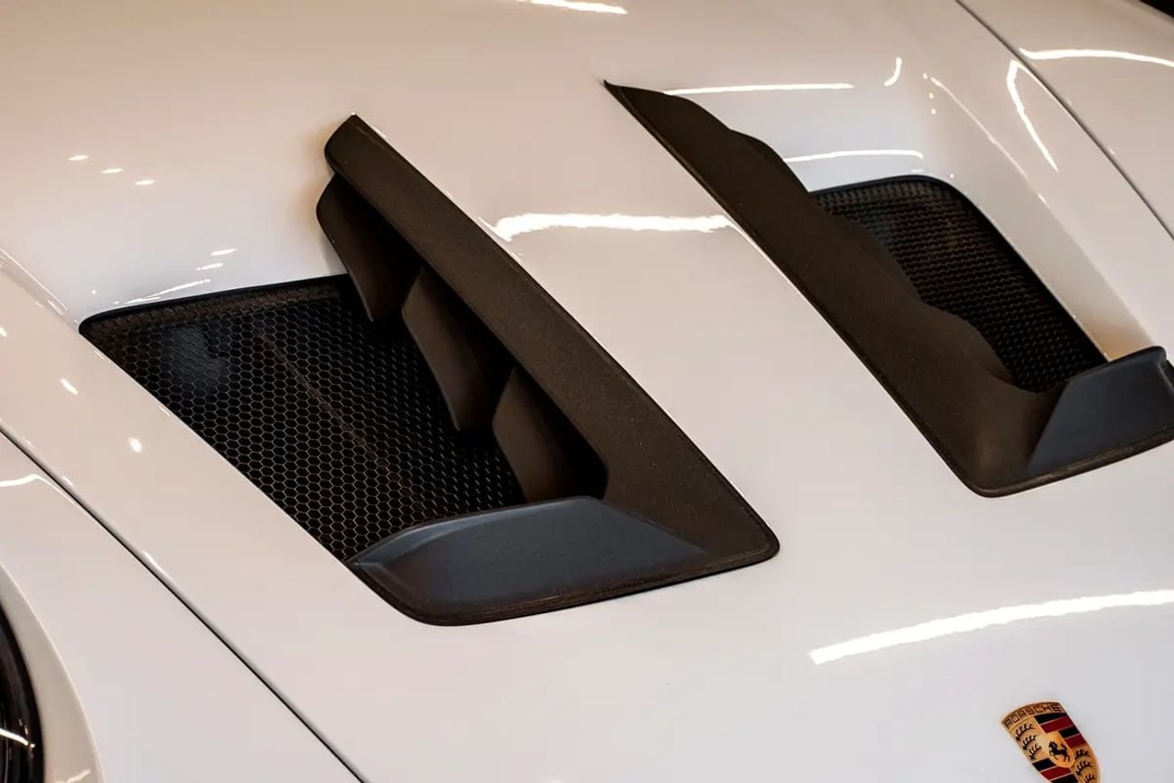 Porsche 911 GT3RS | GCC Specs | Under Warranty