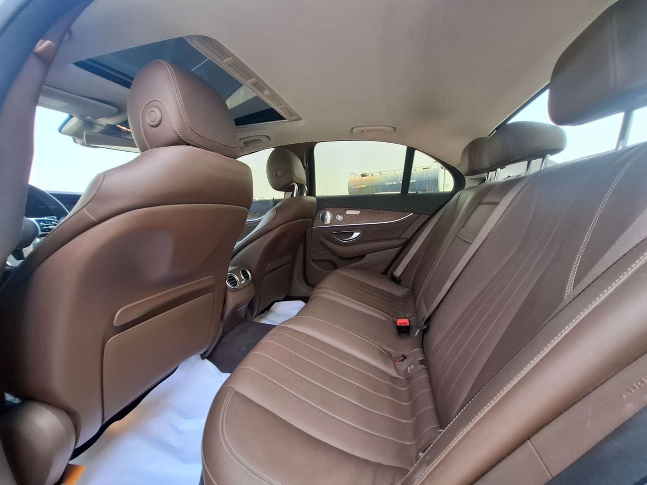 مرسيدس بنز E300 AMG